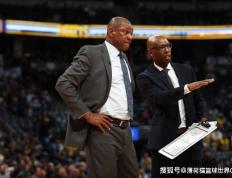 构建胜利之路：马祖拉的强大教练团队NBA