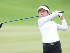 刘国梁女儿刘宇婕完成高尔夫LPGA首秀：奋斗往上冲就好了