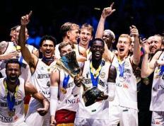 欧洲篮球崛起！国外全胜首夺冠军，国外再负加拿大仅获第四_NBA直播